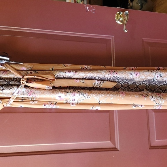 Luxology snakeskin & tan floral print dress tan Sleeveless SZ Med. NWT - Picture 2 of 13